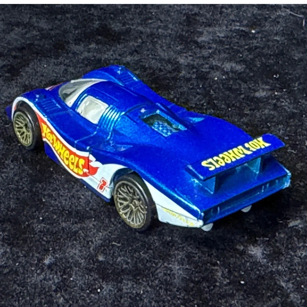 Hot Wheels Sol-Aire CX4: Blue Metalflake, 1983 Mattel, Vintage 1:64 Diecast